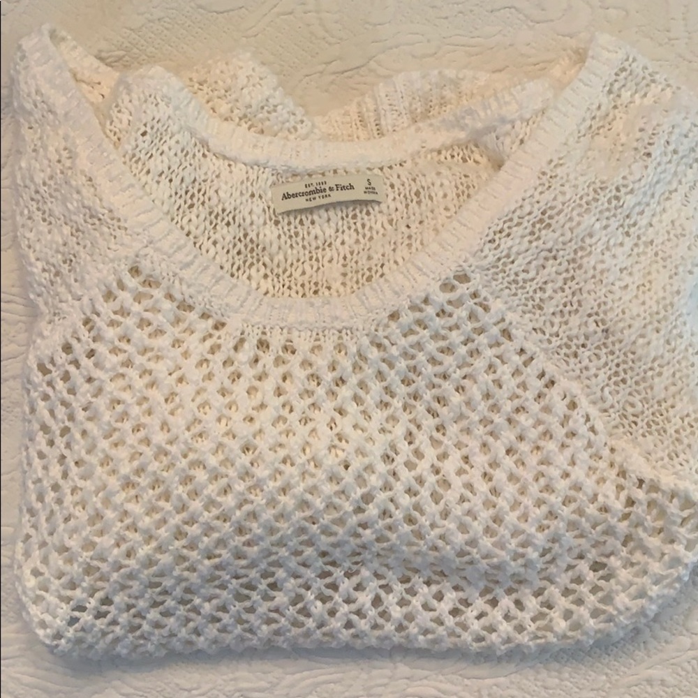 Abercrombie & Fitch sweater